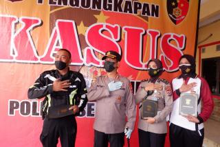 Kapolres Serkot Polda Banten Apresiasi Aksi Heroik Tiga Personel