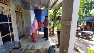 Door To Door, Polisi Bersama Babinsa Salurkan Bansos