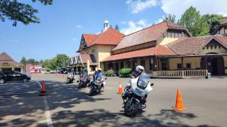 Latihan Safety Riding Satlantas Polres Serang Kota