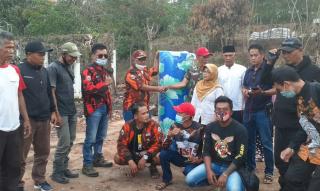 Ormas PP PAC Pamulihan Berikan Bantuan Pada Warga yang Rumahnya Terkena Musibah Kebakaran