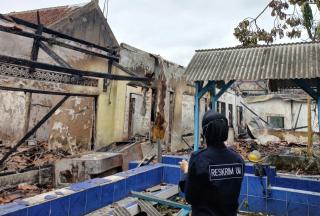 Dua Korban Meninggal Dunia Akibat kebakaran di Ciamis, Polisi Dengan Sigap Olah TKP