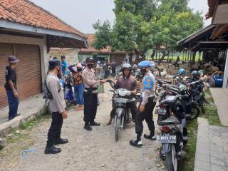 Ops Yustisi, Polsek Rajagaluh Beri Edukasi Pentingnya Masker