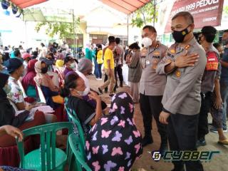 Akabri 1999 Peduli Gelar Vaksinasi Massal dan Salurkan Bansos