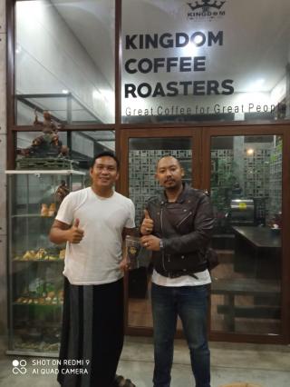 Kunjungan Silaturahmi dan Kemitraan Ketum LS, Rifki Okta dengan Pemilik Kingdom Coffee House Bandung