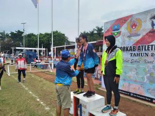 Rahmah Fadlilah Atlet Asal Kec.Cisurupan Jadi Juara 1 Cabor Atletik Lompat Jauh 200 Meter Putri