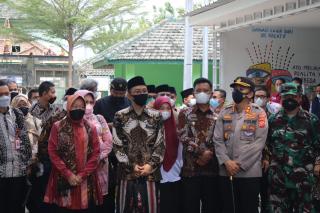 Kapolres Majalengka Hadiri Kunker Menteri Sosial RI Ke Ponpes Al - Mizan