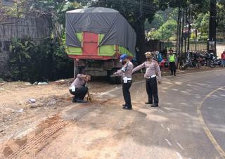 Kecelakaan Maut Truk Tronton Pembawa Batu Bara Menewaskan 4 Orang