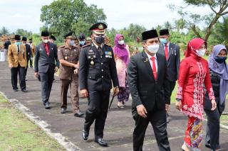 Bupati Ciamis Bersama Kapolres dan Dandim 0613 Laksanakan Upacara, Memperingati Hari Pahlawan