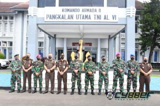 Danlantamal VI Terima Kunker Jaksa Agung Muda Bidang Pidana Militer Kejagung RI 