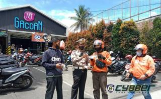 Operasi Zebra Lodaya 2021, Polisi Bagikan Masker dan Himbau Tertib Lalu Lintas