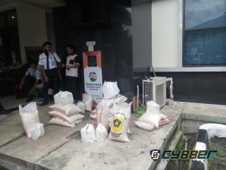 Pemkab Bogor Salurkan Bantuan untuk Warga Terdampak Bencana 