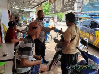 Tak Henti, Polri Lakukan Upaya Pencegahan Covid-19 dan Bag-Bagi Masker