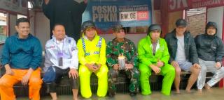 Tiga Pilar Kecamatan Biringkanaya Bantu Evakuasi Warga Terdampak Banjir