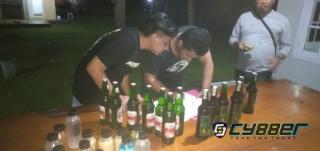 Jelang Nataru, Polisi Sita Puluhan Botol Miras 