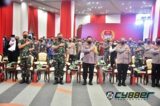 Danrem 061/Sk Hadiri Kunjungan Kapolri dan Kasum TNI Pelaksanaan Vaksinasi Massal yang Diselenggarakan Akabri 2001