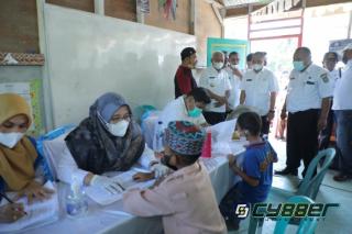 Bupati Asahan Tinjau Pelaksanaan Vaksin di Beberapa SD Kab. Asahan