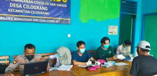 Polsek Cilograng Gelar Vaksinasi Covid-19