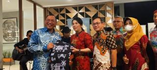 Disnet Band : Rindukan Kami ya Ibu Walikota Singkawang.