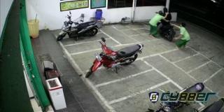 Karyawan Basmalah Sidogiri Gagalkan Aksi Curian Motor di Parkiran