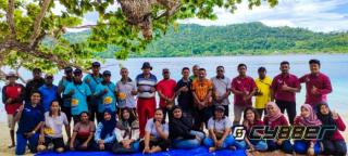 Perkenalkan Kabid Barunya Kepada Pegawai, Kadis Sosial Inisiasi Pertemuan di Pulau Friwen