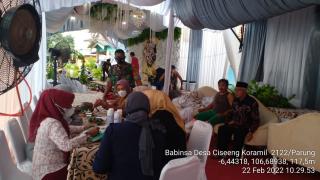 Babinsa Serma Ramun Monitor Prokes di Lokasi Hajatan 