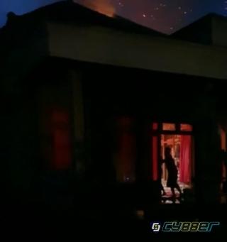 Pom Mini Meledak, Hanguskan Sebuah Rumah 