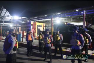 Curah Hujan Tinggi, Satbrimob Polda Banten Melaksanakan Siaga Sar