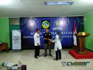 ACT Memberikan paket Al-Qur