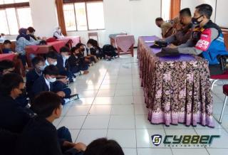 Antisipasi Tawuran, Polisi Lakukan Giat Pembinaan Kepada Siswa dan Orangtuanya