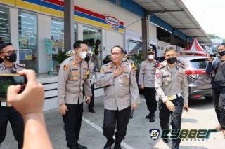 Kapolda Jabar Tinjau Kesiapan Pos Pengamanan Arus Mudik Lebaran di Purwakarta