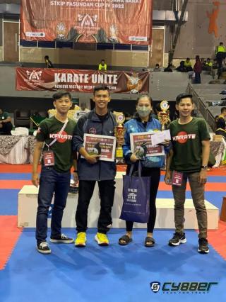 Atlet Karate Yonif 320 Badak Putih Raih Medali Di Kejurda Karate Serkuit II Jawa Barat