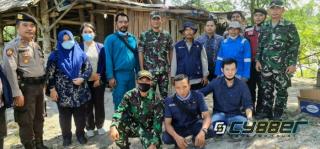Danramil Cikande Tinjau langsung Kegiatan PMK Untuk Dua Kandang Ke Desa Parigi