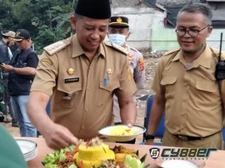Tasyakuran Sebelum Pembangunan Kantor Kecamatan Caringin Dimulai