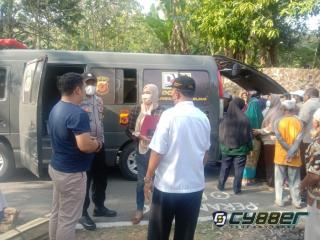 Diantar Kanit PPA Polres Sukabumi, Jenazah Seorang Pedagang Baso Tiba di Kampung Halamannya, Pihak Keluarga Ucapkan Terimakasih Kepada Kapolres Sukabumi