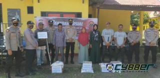 Peduli Warga Kurang Mampu, Polsek Baktiya Barat Aceh Utara Bagikan Sembako