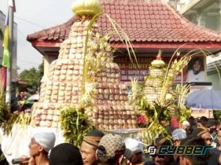 4 Ton Apem Bakal Disebar di Puncak Tradisi Yaa Qowiyyu
