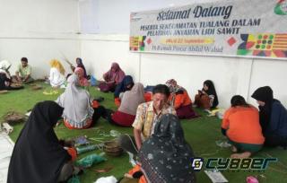 Kerajinan Lidi Sawit, Program UMKM PT Indah Kiat Pulp And Paper Perawang