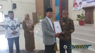 Ratusan Pensiunan Guru Terima Santunan dari PGRI  
