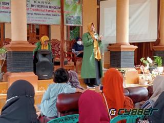 Pemenuhan Menu Lokal Bergizi dan Pengembangan Pangan Bagi Keluarga Beresiko Stunting