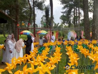 Taman Kincir Wisata Kebun Teh PTPN VIII Giriawas