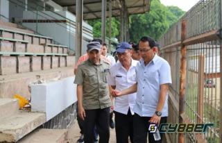 Tak Layak sebagai Stadion Berstandar Nasional, Komisi III DPRD Cimahi Sidak ke Stadion Sangkuriang