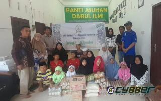 DPD SPRI Riau Salurkan Bantuan Sembako ke Panti Asuhan Yatim Piatu