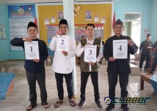 Empat Orang Tokoh Daerah Maju Menjadi Calon Kepala Desa Karamatwangi