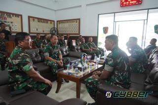 Kunjungi Kodim 0603/Lebak, Brigif Mekanis 14/MY Dan Dodiklatpur Rindam III/Siliwangi Danrem 064/MY Berharap Tetap Jaga Kekompakan