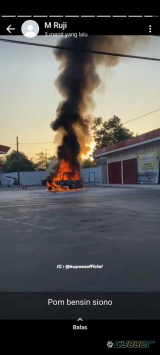 Hendak Mengisi BBM, Mobil Hangus Terbakar
