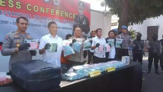 Polisi Bongkar Sindikat Narkoba Sumatera dan Jawa