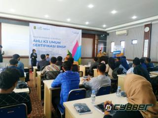 Wujudkan Masyarakat Berdaya Saing, Kelurahan Gerem Gandeng PT PLN UIPJBB Gelar Pelatihan Ahli K3 Umum