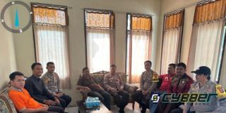 Kapolsek Cilograng Polres Lebak Gelar "JUM