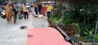 Bersama Dinas PUPR, Camat Cigombong Pantau Lokasi Longsor Jalan Nasional Samping Jembatan Cisalopa