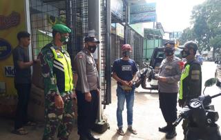 Jelang Tahun Baru 2021, Polresta Bandung bersama TNI dan Pol PP Cimaung Tetap Siaga di Pos Pam Nataru Wlyayah 8
